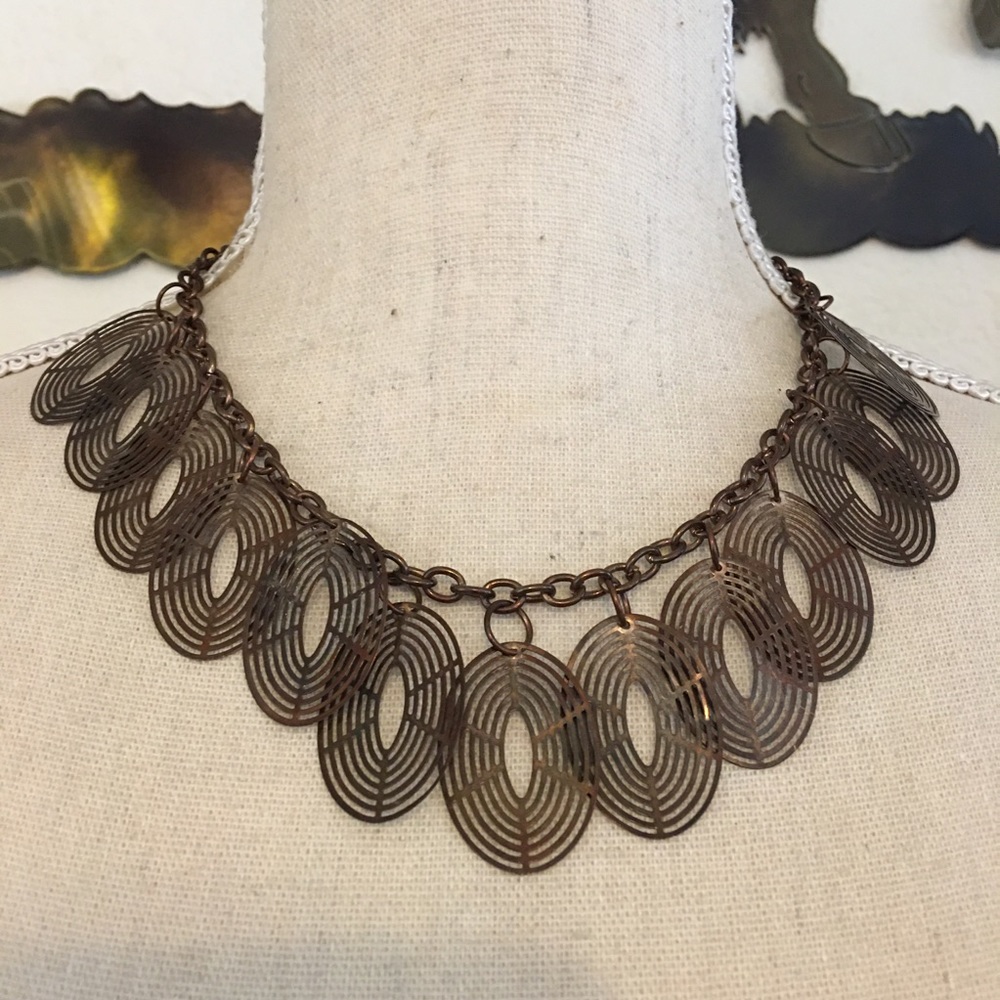 Vintage copper tone coin style medallion necklace